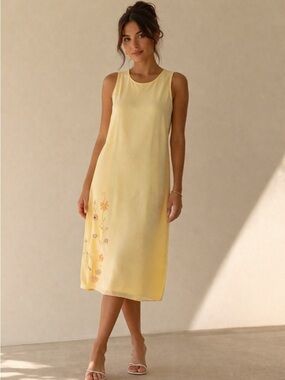 Studio I Butter Yellow Sleeveless Sheath Maxi Dress Pretty Beading Detail Fairy